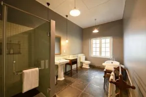 Ama Stays and Trails Tea Estate Bungalows , Munnar - Salle de bain