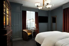 The Driskill - Camera