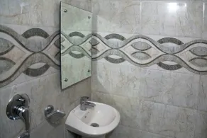 Hotel Shivam International Managed by Revking Hospitality - Bathroom