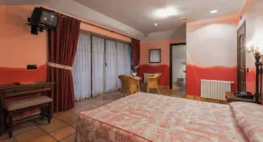 Hotel Villa de Cabrales - Room