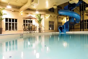 Holiday Inn Express Grande Prairie by IHG - Piscine