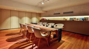 HIDDEN PLACE - Restaurant