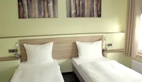 Motel Monteur - Camera