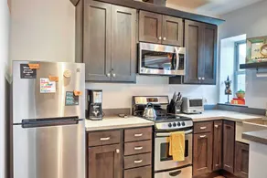 Walkable Studio Apartment in Downtown Livingston! - Interior