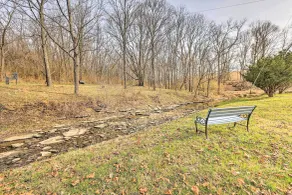 Peaceful Mt Sterling Cabin: Deck & Fire Pit! - Innenbereich