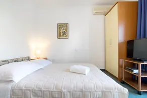 Beach Guesthouse Mediteran - Chambre