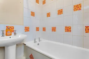 Tony Asga - Jasmine Apartment - Bathroom
