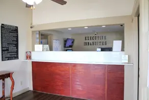 Executive Inn & Suites - Reception