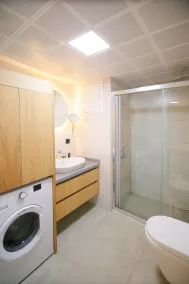 Krem Marin Otel - Bad
