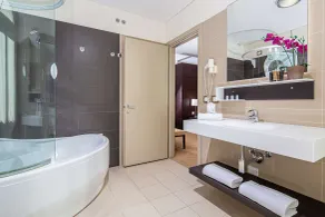 Europalace Hotel, BW Signature Collection - Bathroom