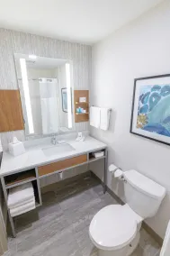 Hilton Garden Inn Lakewood - Salle de bain