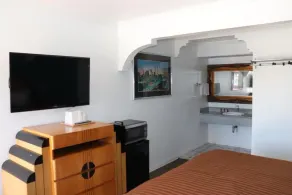 El Dorado Motel - Room