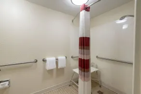 Red Roof Inn Detroit - Roseville St Clair Shores - Salle de bain