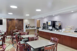 All Seasons Inn & Suites Smithfield Providence - Restaurant