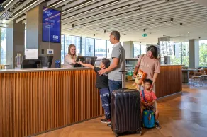Holiday Inn Express Sydney Airport by IHG - Reception