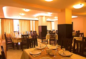 Hotel Floris - Restaurante