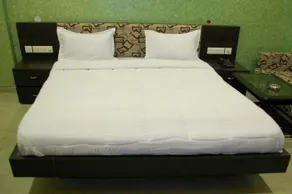 Royal View Hotel - Room