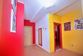 B&B Colors - Lobby