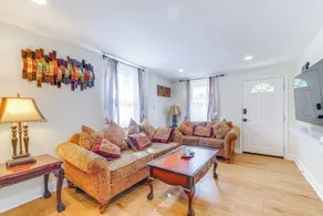 Rockville Home w/ Spacious Yard: 17 Mi to DC! - Innvendig