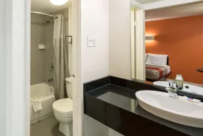Motel 6-Dallas, TX - Farmers Branch - Salle de bain