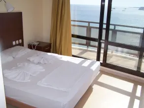Orion Beach Hotel - Room