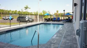 Holiday Inn Express & Suites - Jacksonville W - I295 and I10 by IHG - Pool