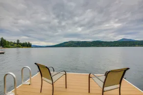 Hike, Fish & Unwind: Cocolalla Lake Home w/ Dock! - Interiør