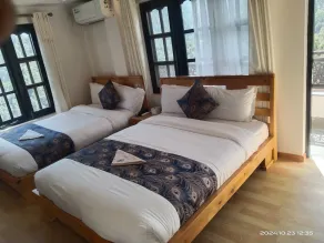 Thumki Resort, Balthali - Room