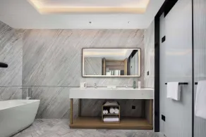 Hilton Garden Inn Chengdu Chenghua - Bathroom