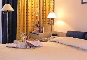 The Park Hotel Piraeus - Chambre