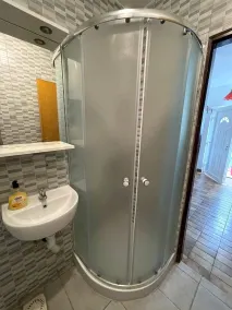 Red Apartment for 05 - Bathroom