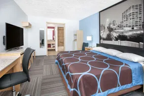 Super 8 by Wyndham City of Moore - Chambre