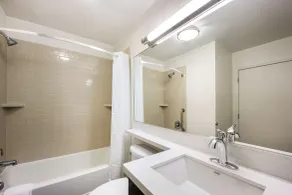 Sonesta Simply Suites Charlotte University - Salle de bain