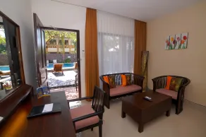 Best Western Resort Kuta - Pool