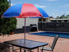 Pioneer Station Motor Inn - Piscina