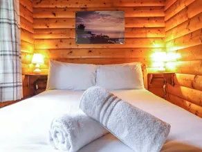 Y Bwthyn Pren, Cabin 209, - Værelse
