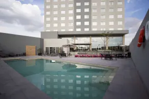 Fiesta Inn Suites Aeropuerto del Bajío - Piscine