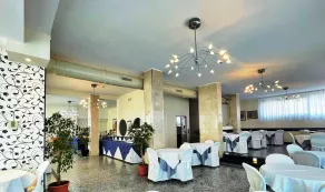 HOTEL AMBRA - Fronte Mare - Vicinissimi al Centro - Restaurant