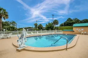 Quality Inn White Springs Suwanee - Pool