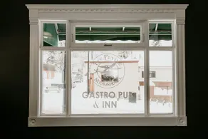 The Flying Steamshovel Inn - Hall