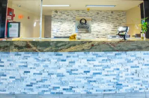 Quality Inn & Suites Woodstock near Lake Geneva - Réception