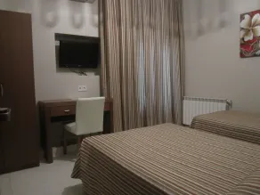 Hostal Atocha Almudena Martín - Chambre