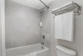 Quality Inn Andrews - Badezimmer
