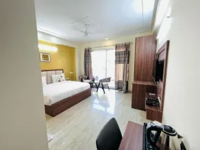 Hotel The Luxe 18 - Golf Course Road - Chambre