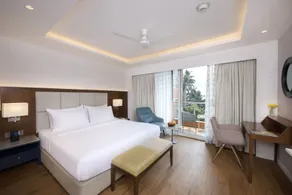Golden Tulip Vagator Goa - Zimmer