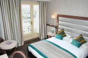 Grand Hôtel des Thermes - Vue de la chambre
