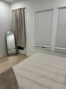 Dejs' Modern Retreat - Værelse