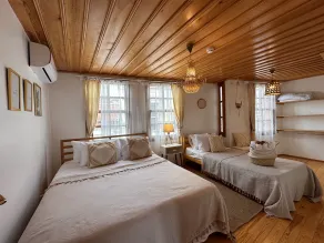 Hanole Guest House - Room