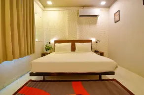 FabHotel Manomay Homes - Nr Manish Nagar - Room