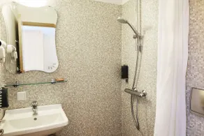 Fosshotel Lind - Bathroom